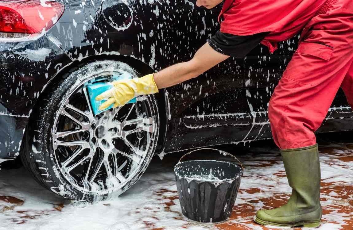 Cara Mudah Merawat Mobil Mencuci dan Melindungi Eksterior Mobil